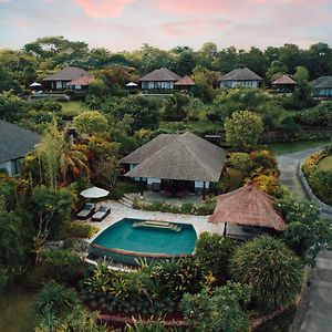 Pool Villa Resort Benefit